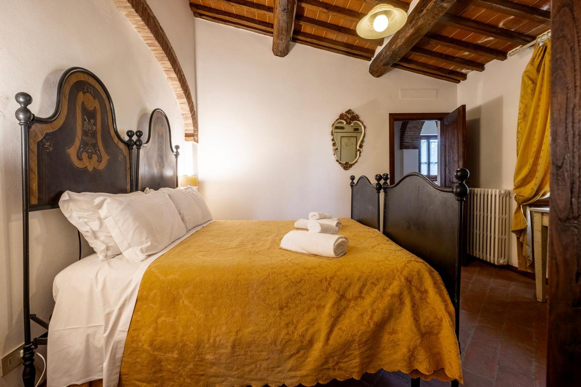 Agriturismo Borgo Sant'Ercolano Ciggiano Exterior photo