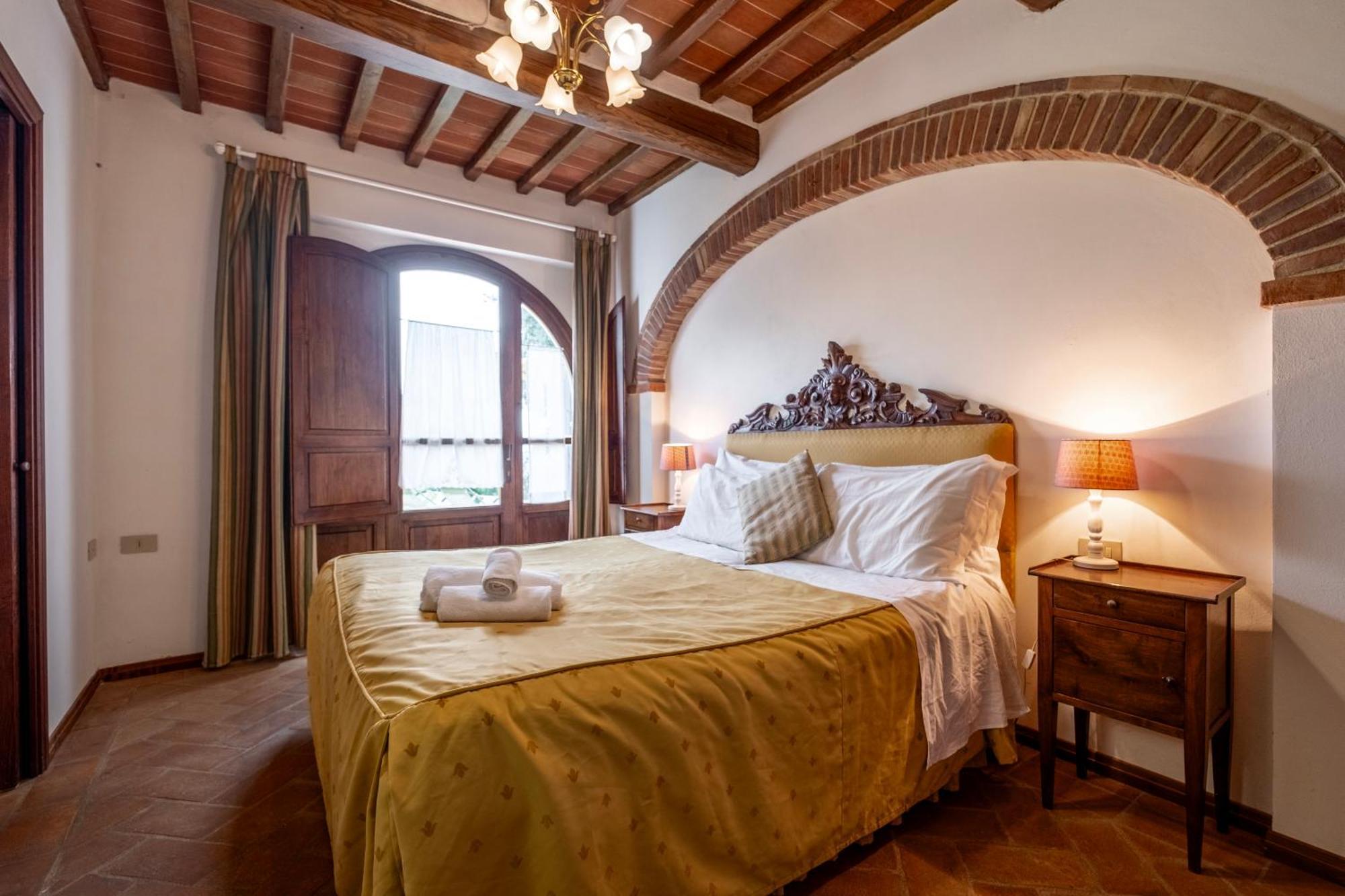 Agriturismo Borgo Sant'Ercolano Ciggiano Exterior photo