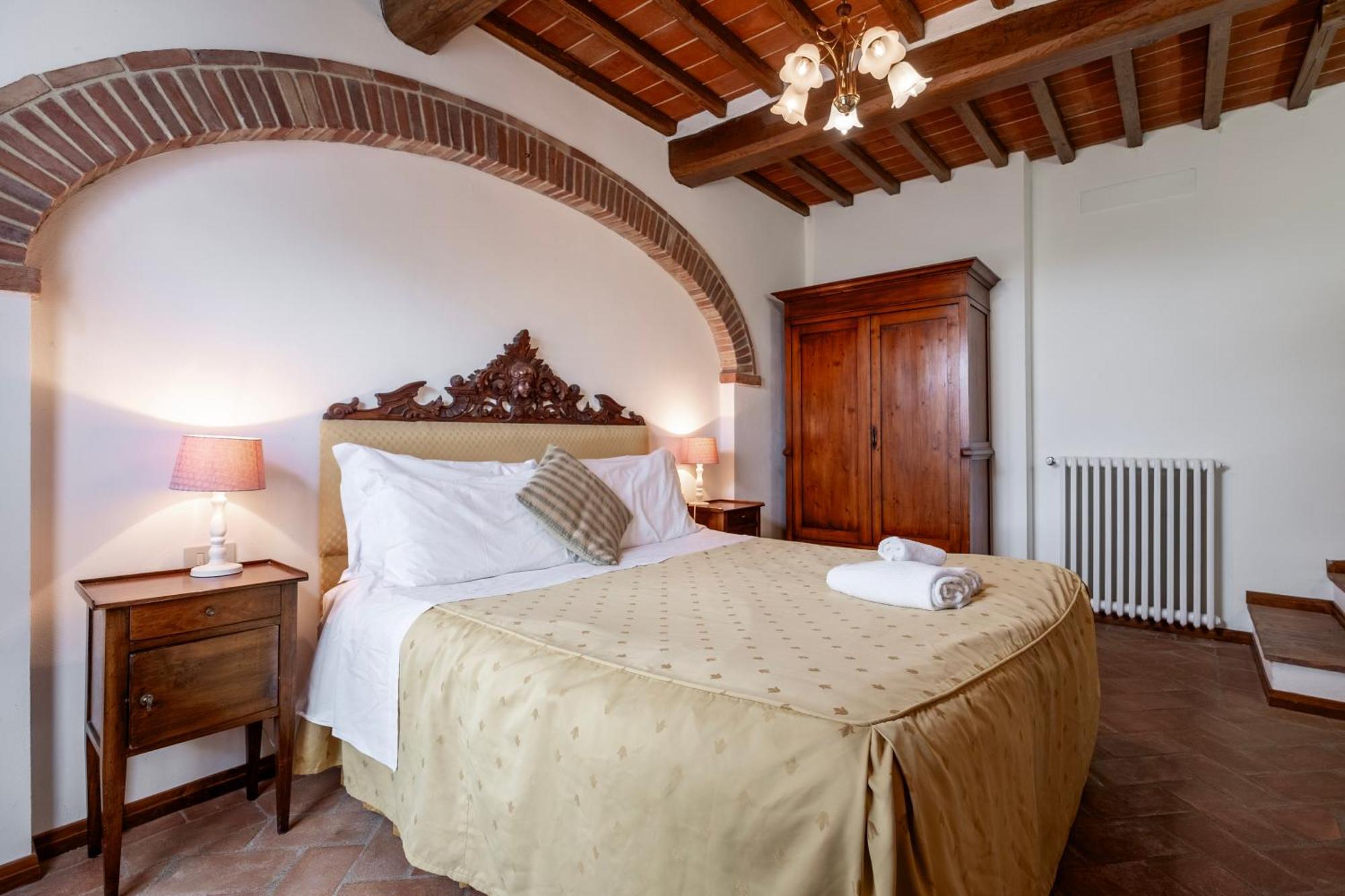 Agriturismo Borgo Sant'Ercolano Ciggiano Exterior photo